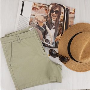 LL Bean Signature • Dusty Sage Washed Twill Shorts